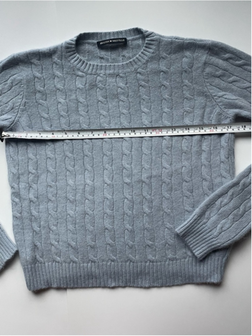 Brandy Melville Grey Cable Knit Sweater Italian Wool Blend Classic Crew Neck - Picture 6 of 6